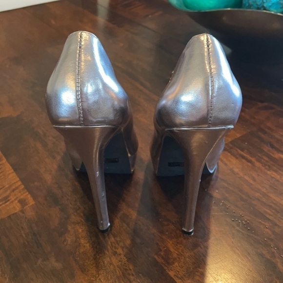 Penny Loves Kenny Silver Platform Heels - Picture 4 of 7